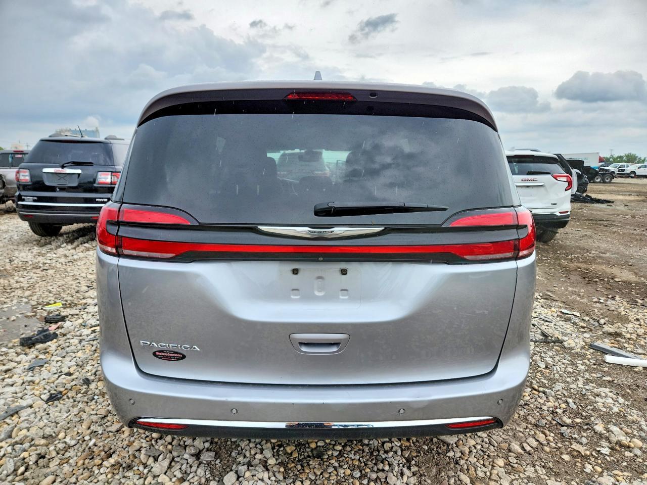 2021 Chrysler Pacifica Touring L - Image 6