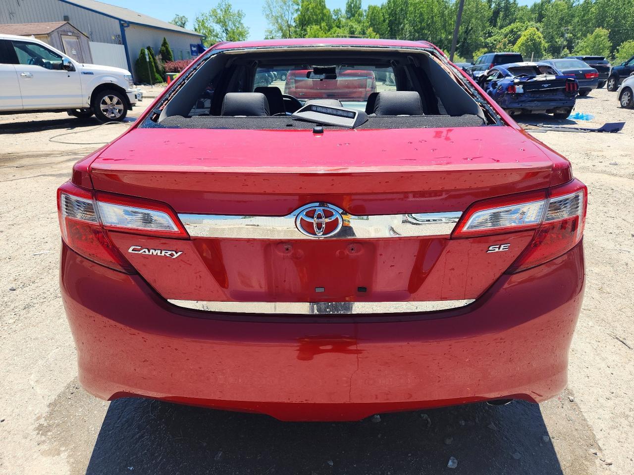 2013 Toyota Camry Se - Image 6