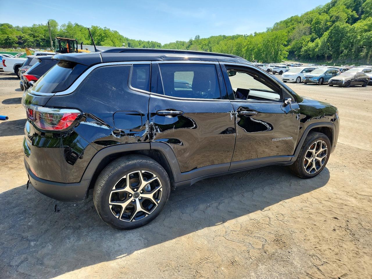 2025 Jeep Compass Limited - Image 3
