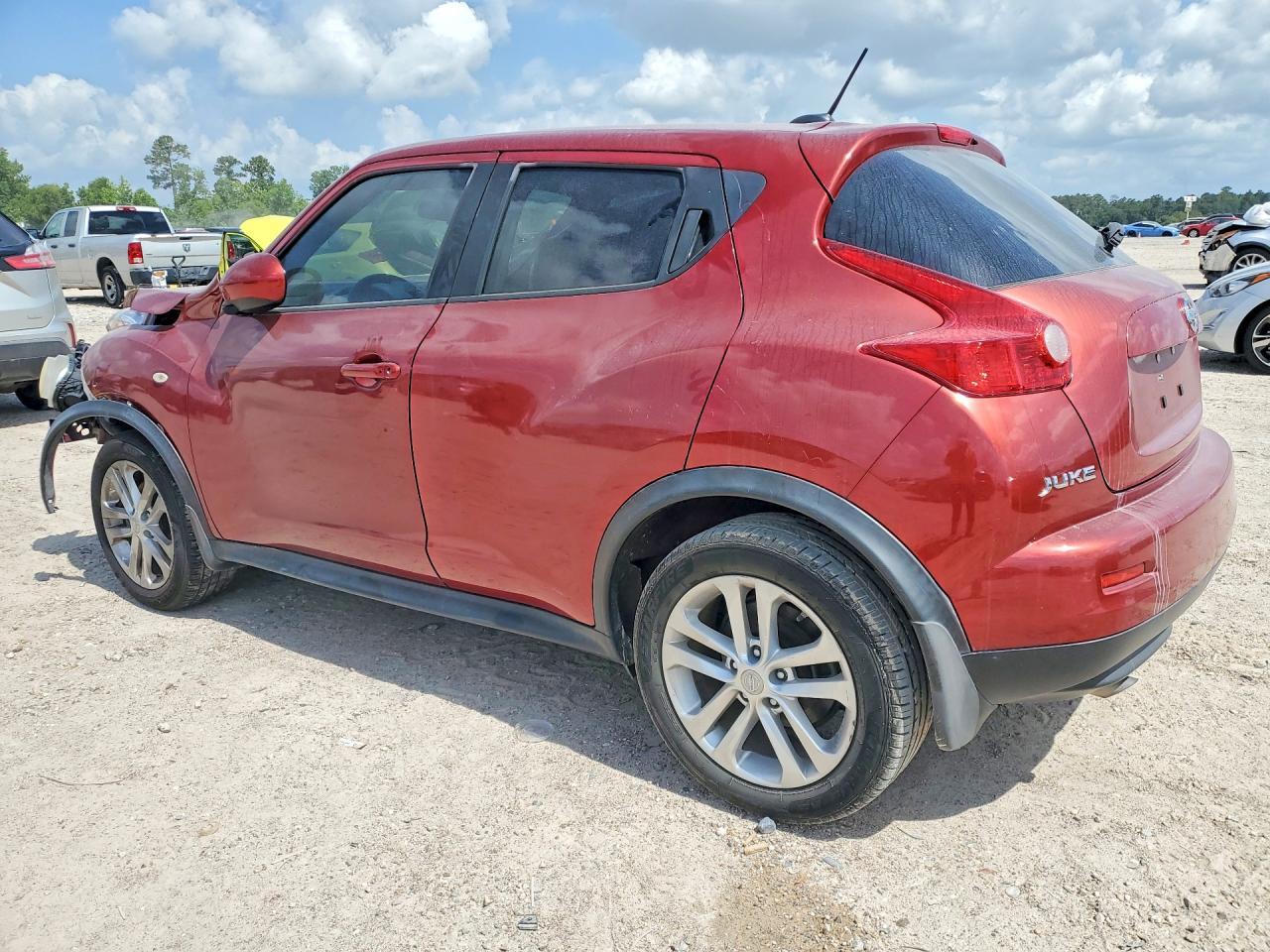 2012 Nissan Juke S - Фото 2