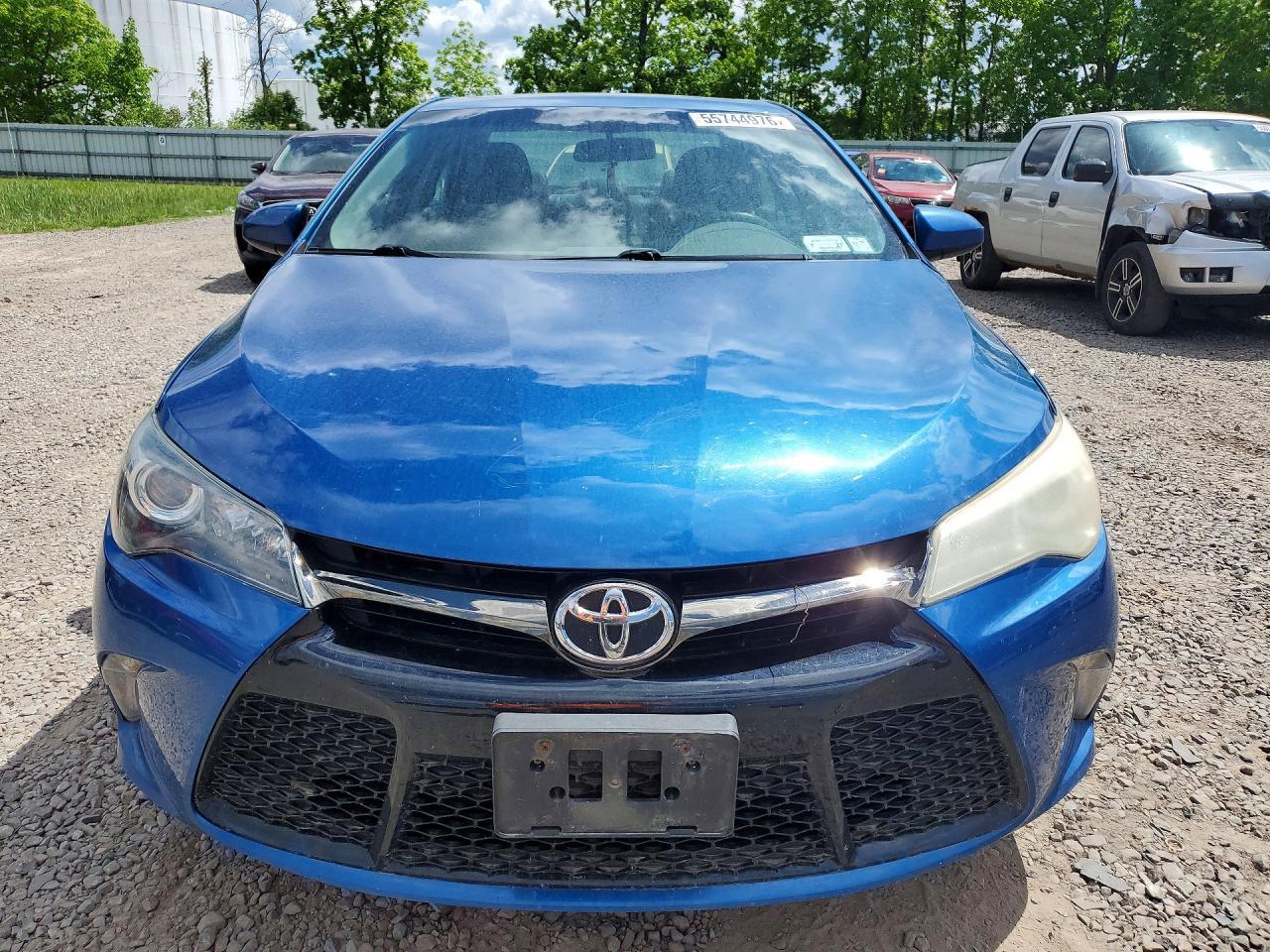 2017 Toyota Camry Se - Фото 5
