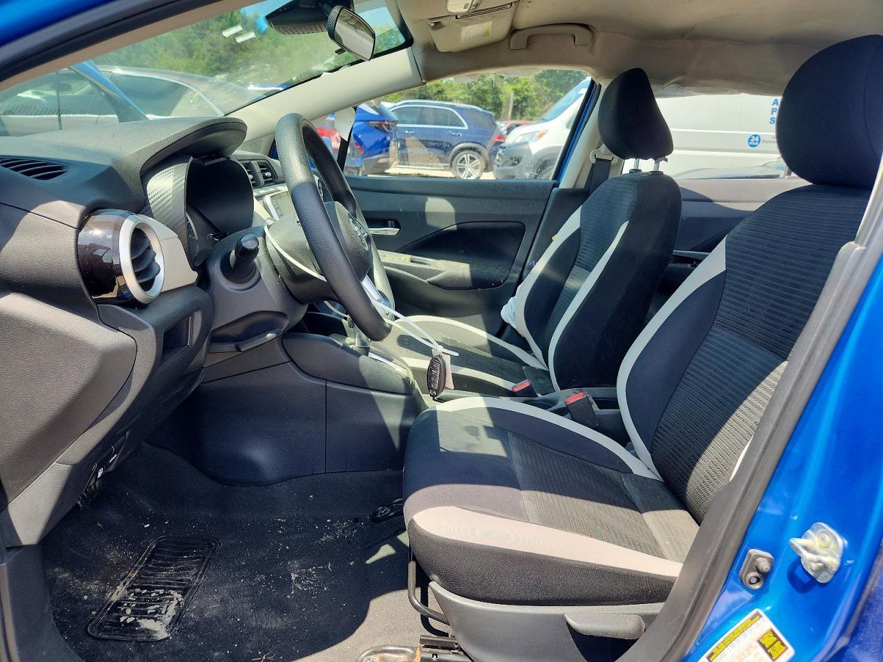 2021 Nissan Versa Sv - Image 7