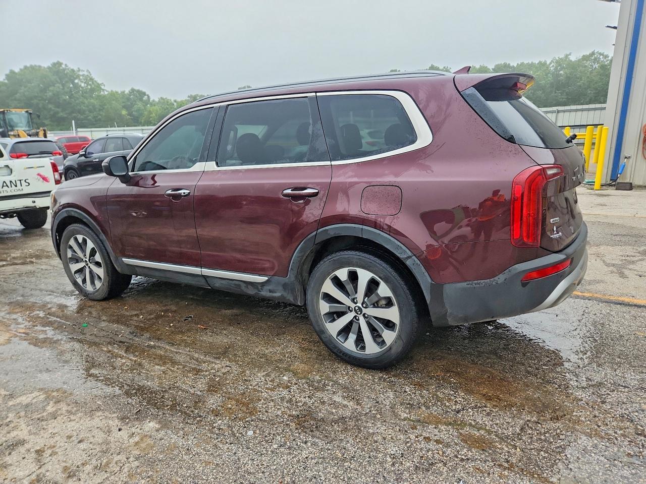 2020 Kia Telluride S - Image 2