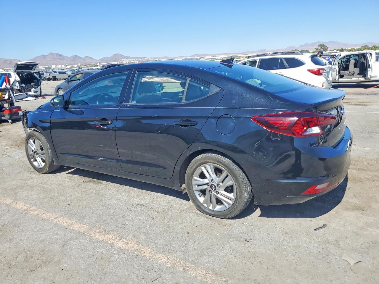 2020 Hyundai Elantra Value Edition - Image 2