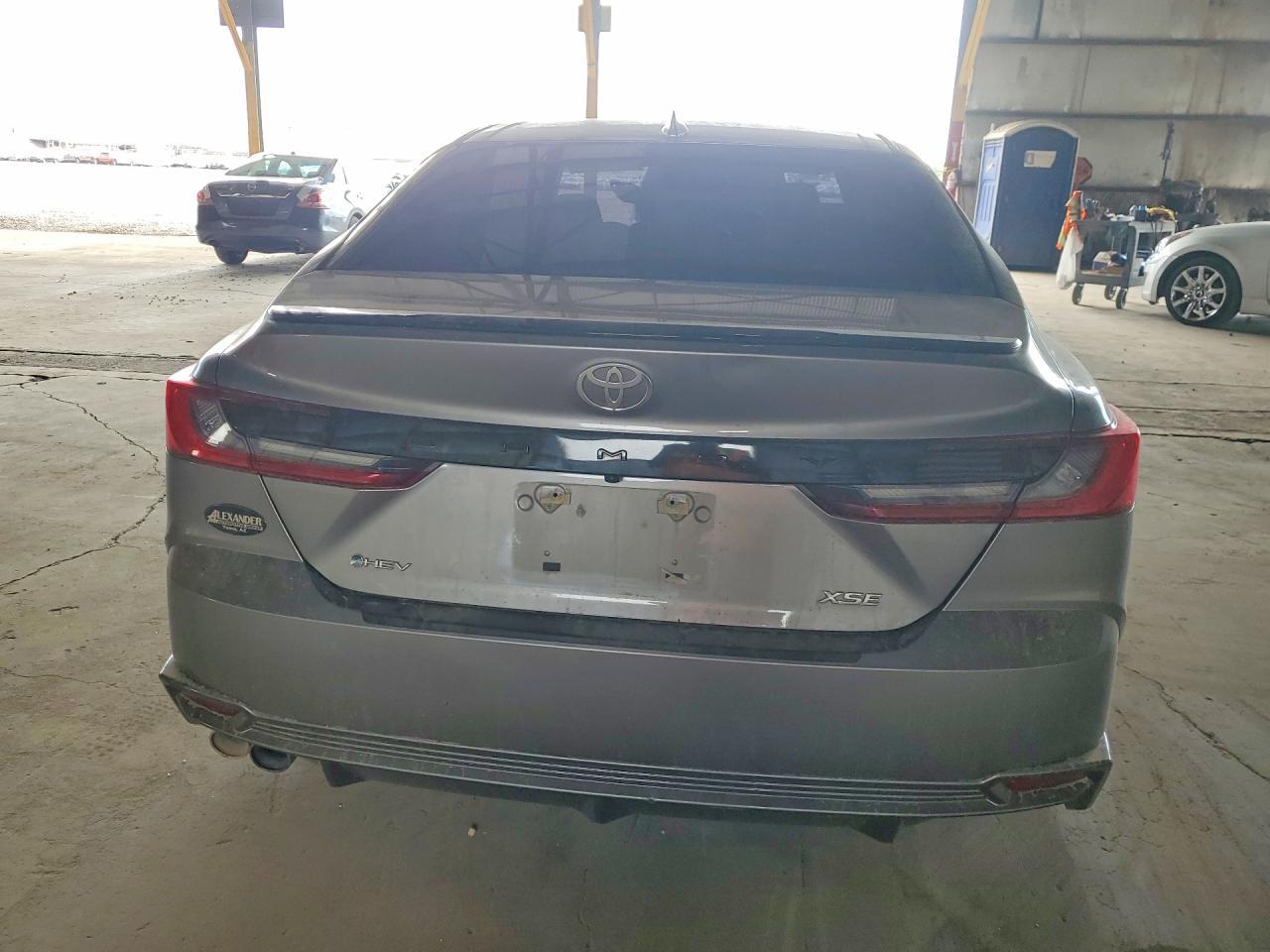 2025 Toyota Camry Xse - Фото 6