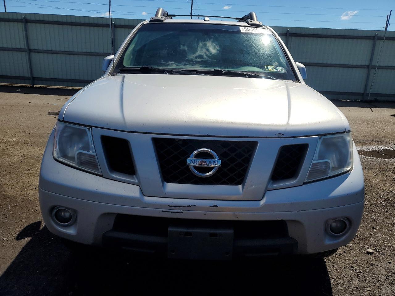 2010 Nissan Frontier Se V6 - Image 5