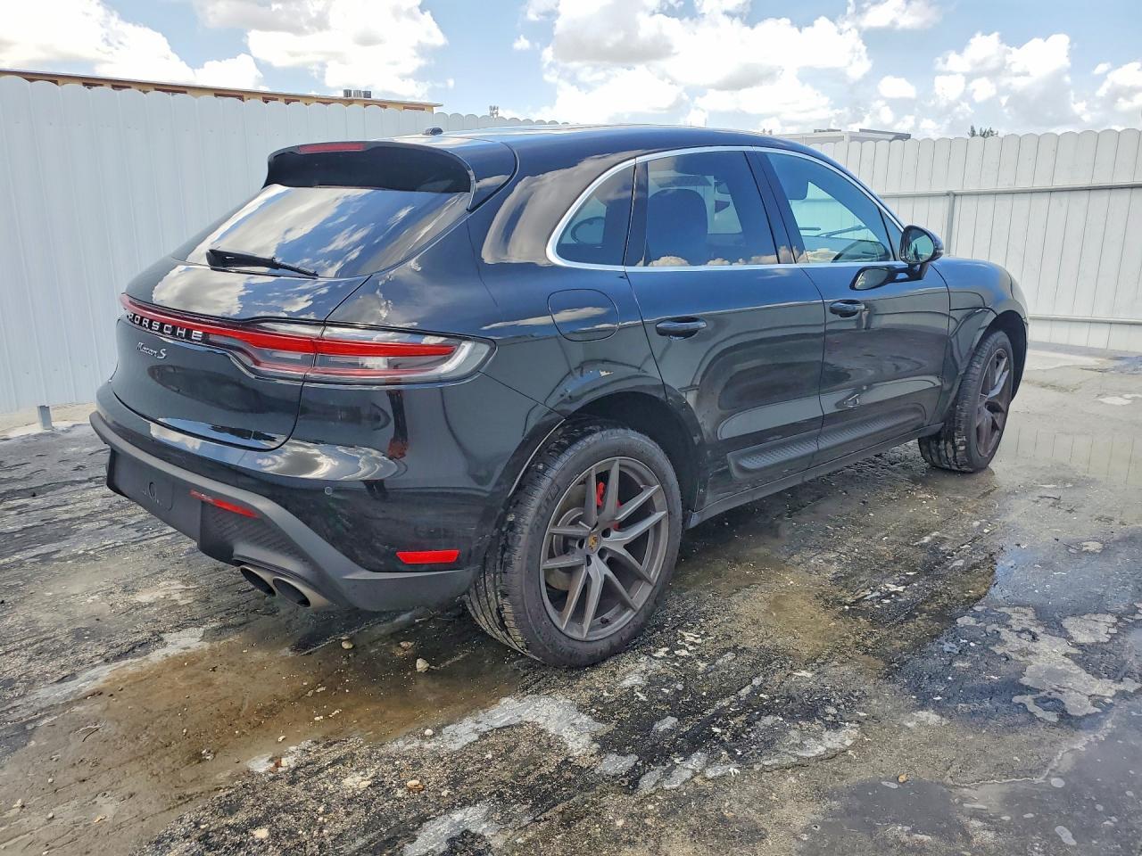 2025 Porsche Macan S - Фото 3