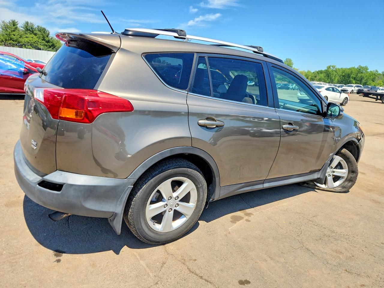 2013 Toyota Rav4 Xle - Фото 3