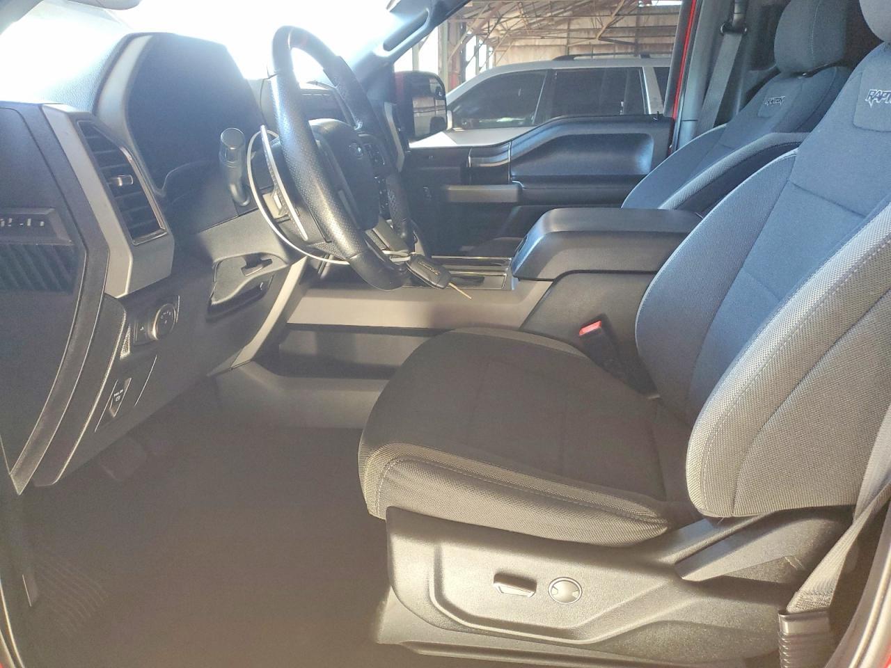 2020 Ford F150 Raptor - Фото 7