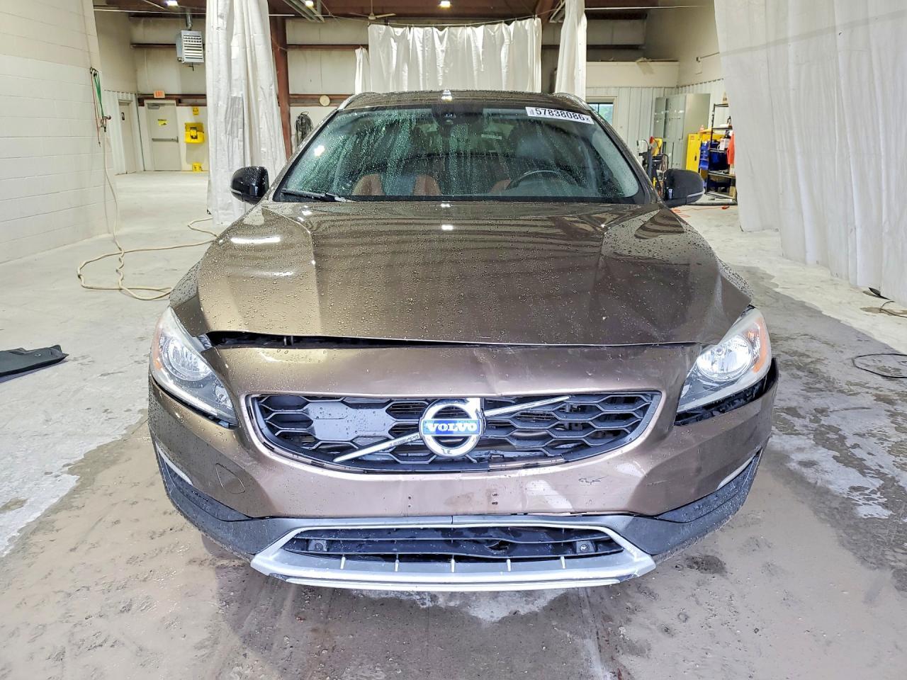 2016 Volvo V60 Cross Country Premier - Фото 5