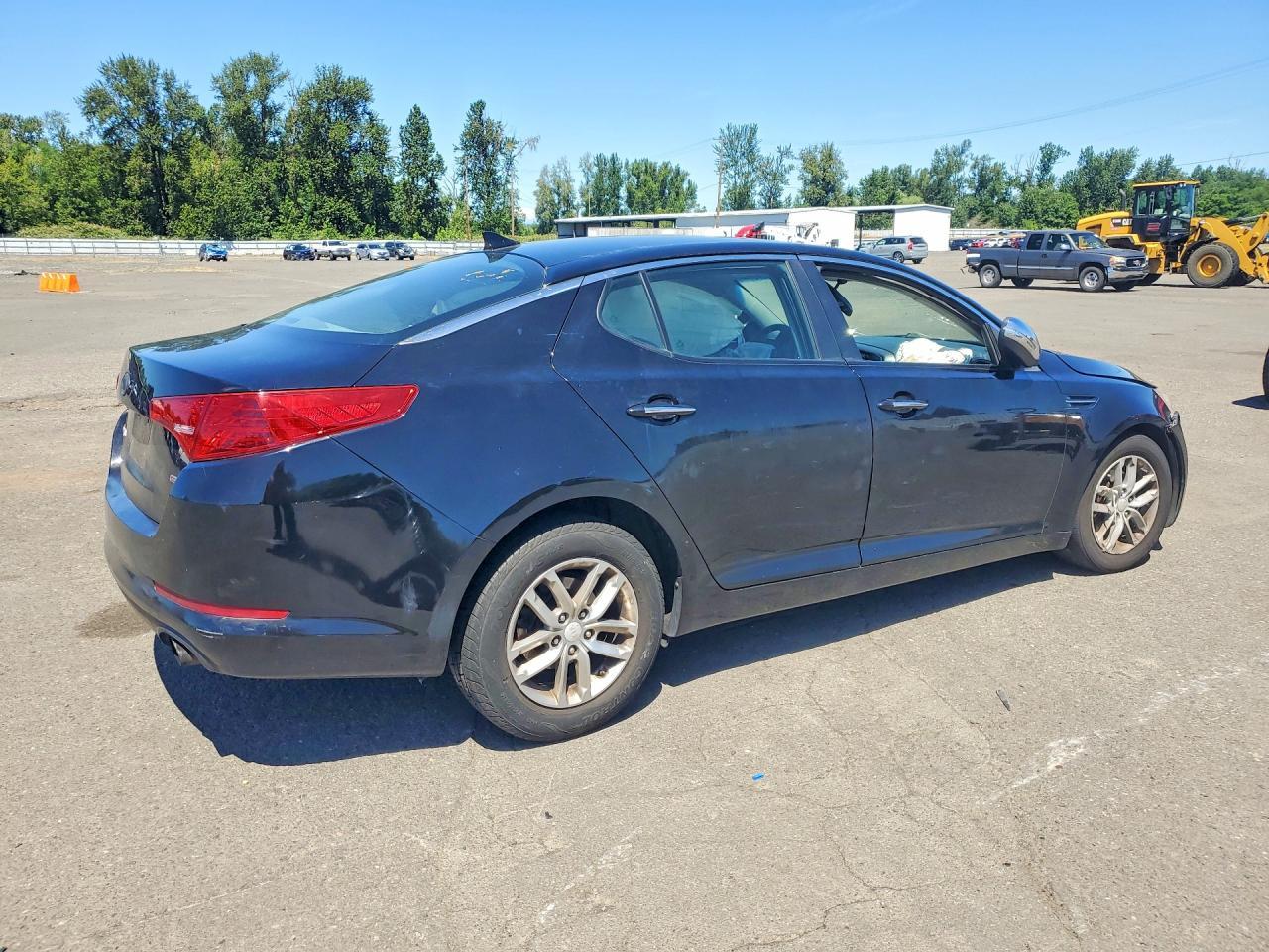 2012 Kia Optima Lx - Image 3