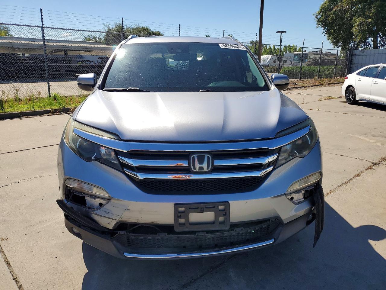 2017 Honda Pilot Elite - Фото 5