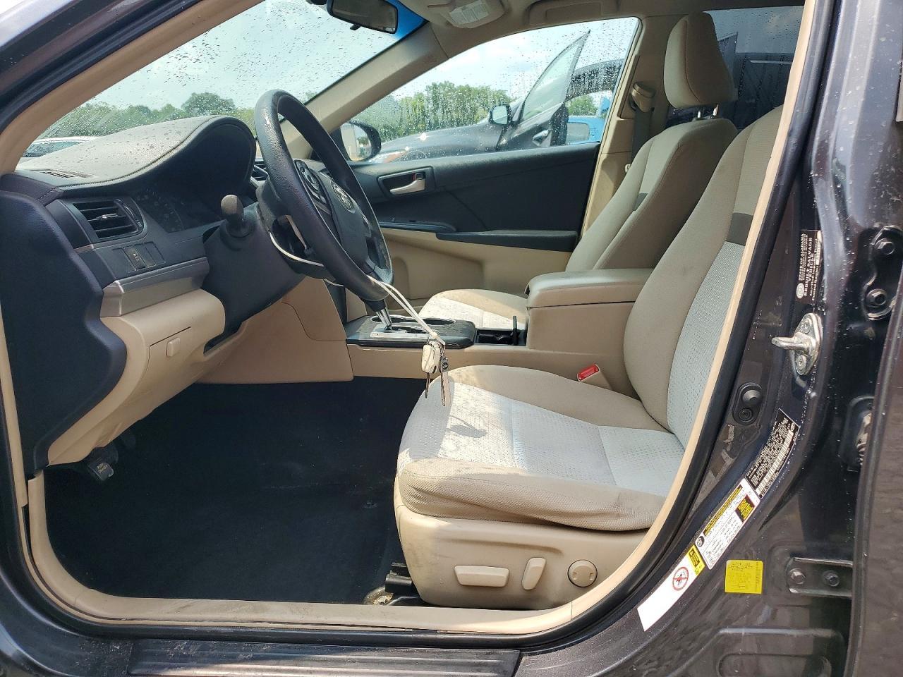 2012 Toyota Camry Le - Фото 7