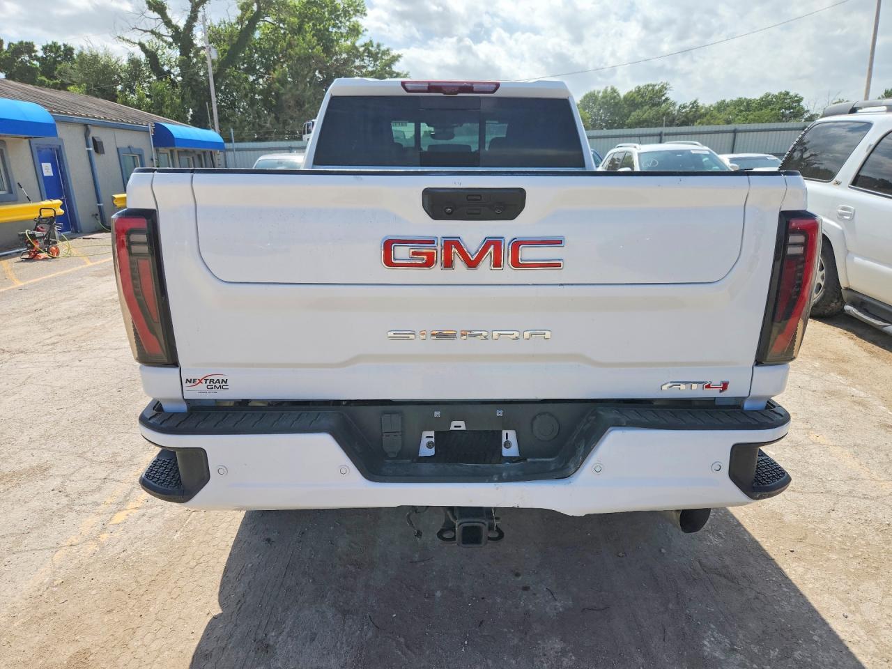 2024 GMC Sierra K2500 At4 - Фото 6