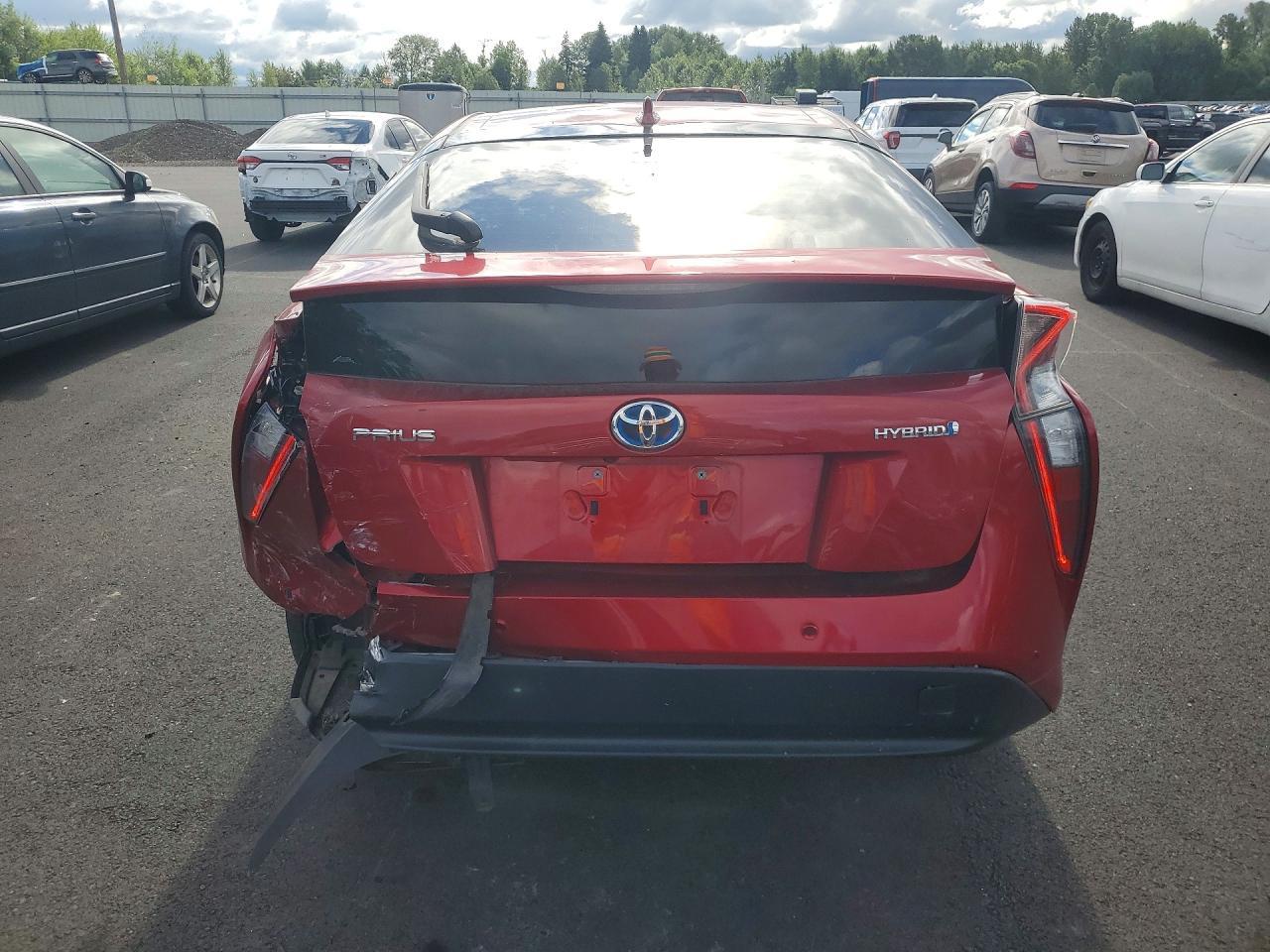 2017 Toyota Prius Two - Фото 6
