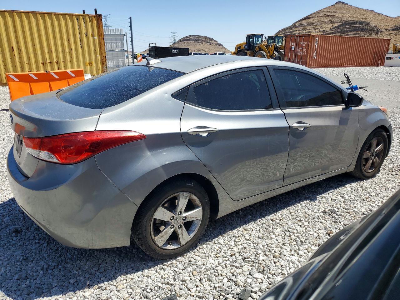 2012 Hyundai Elantra Gls - Фото 3