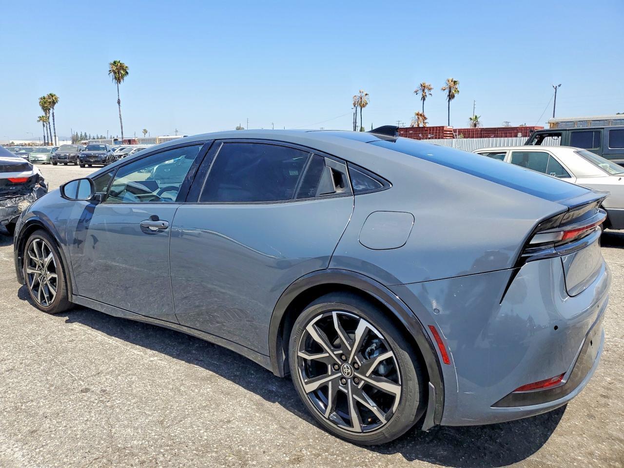2024 Toyota Prius Prime Xse Premium - Фото 2