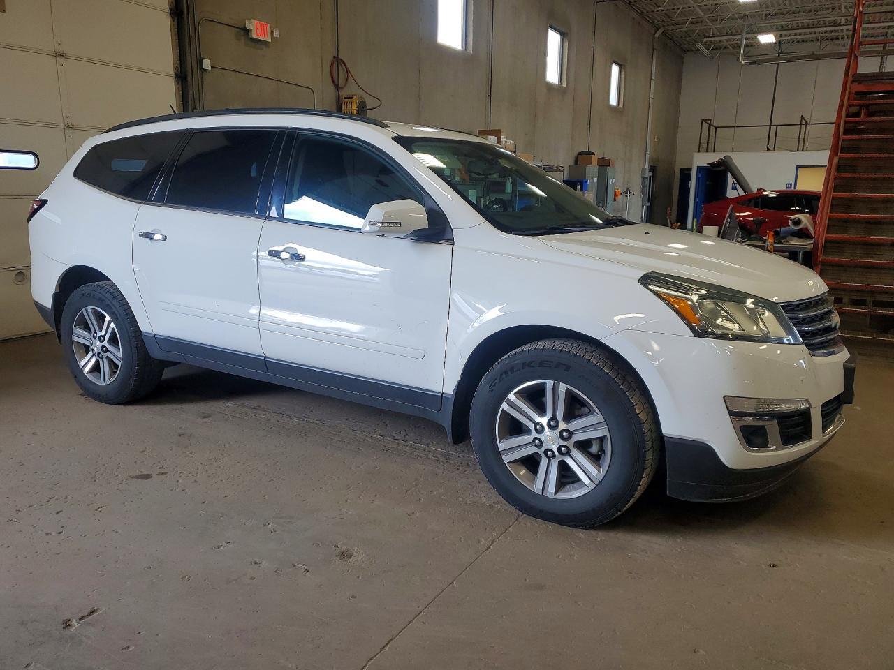 2016 Chevrolet Traverse Lt - Image 4