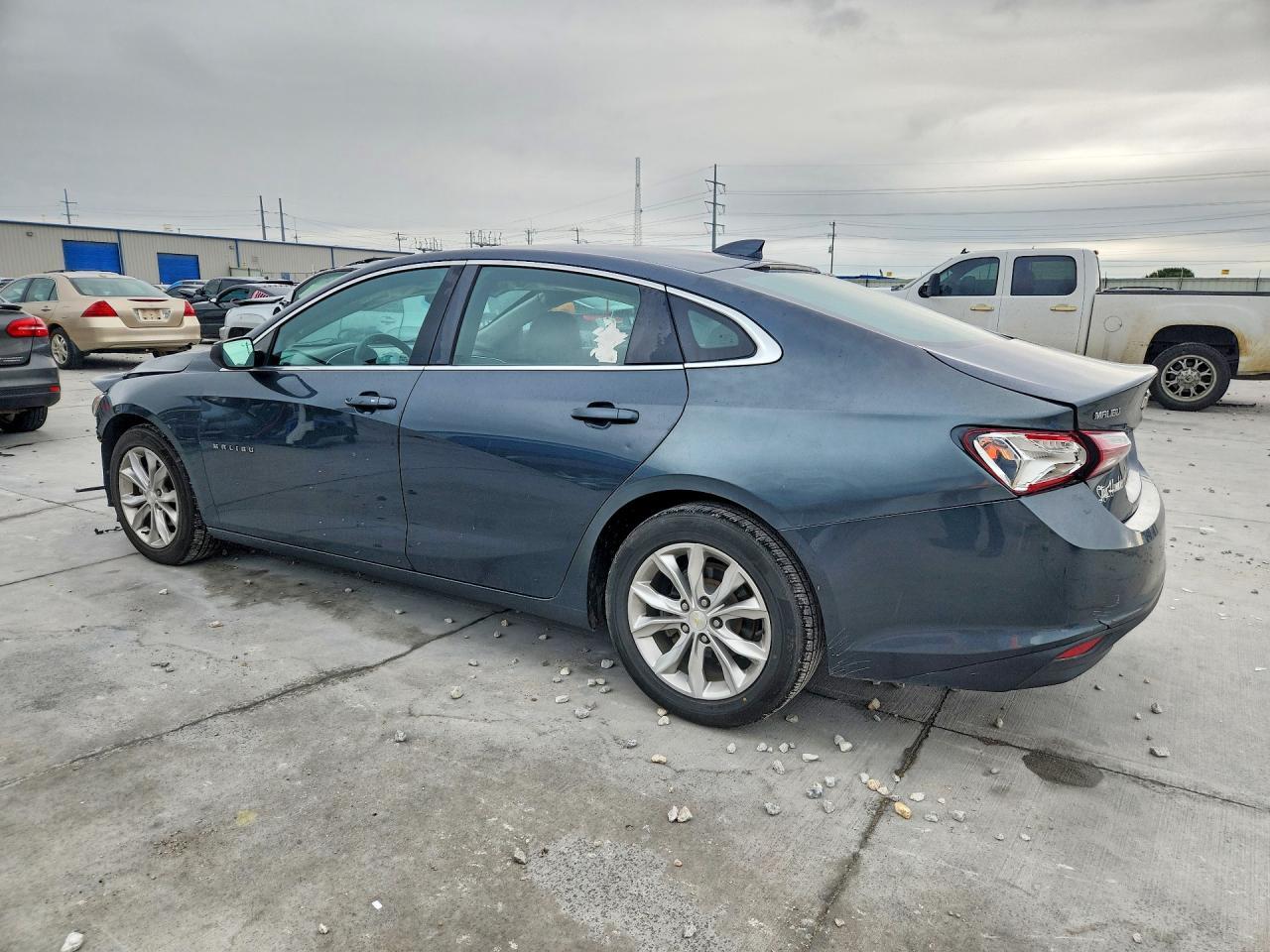 2021 Chevrolet Malibu Lt - Image 2