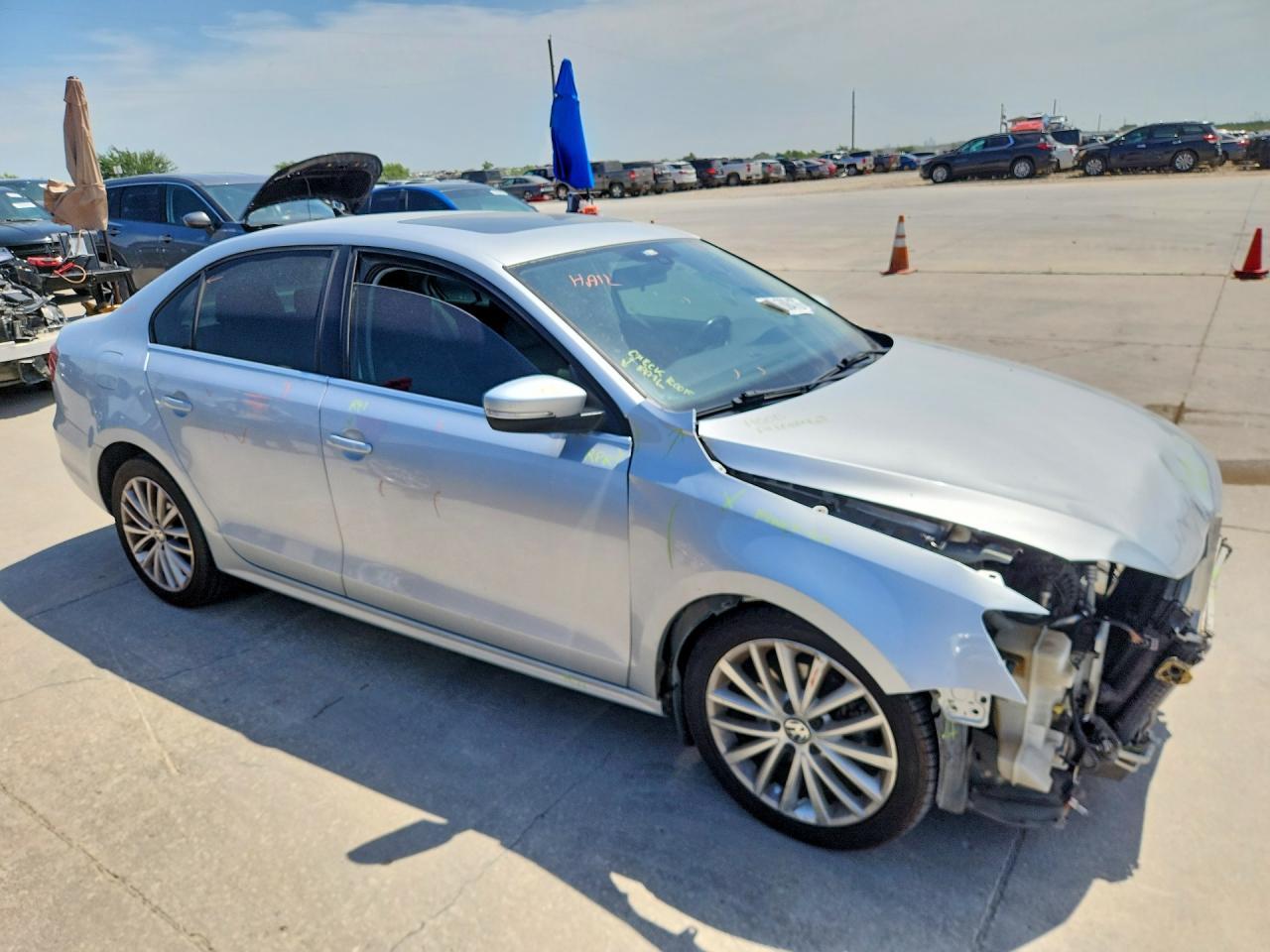 2016 Volkswagen Jetta Sel - Image 4