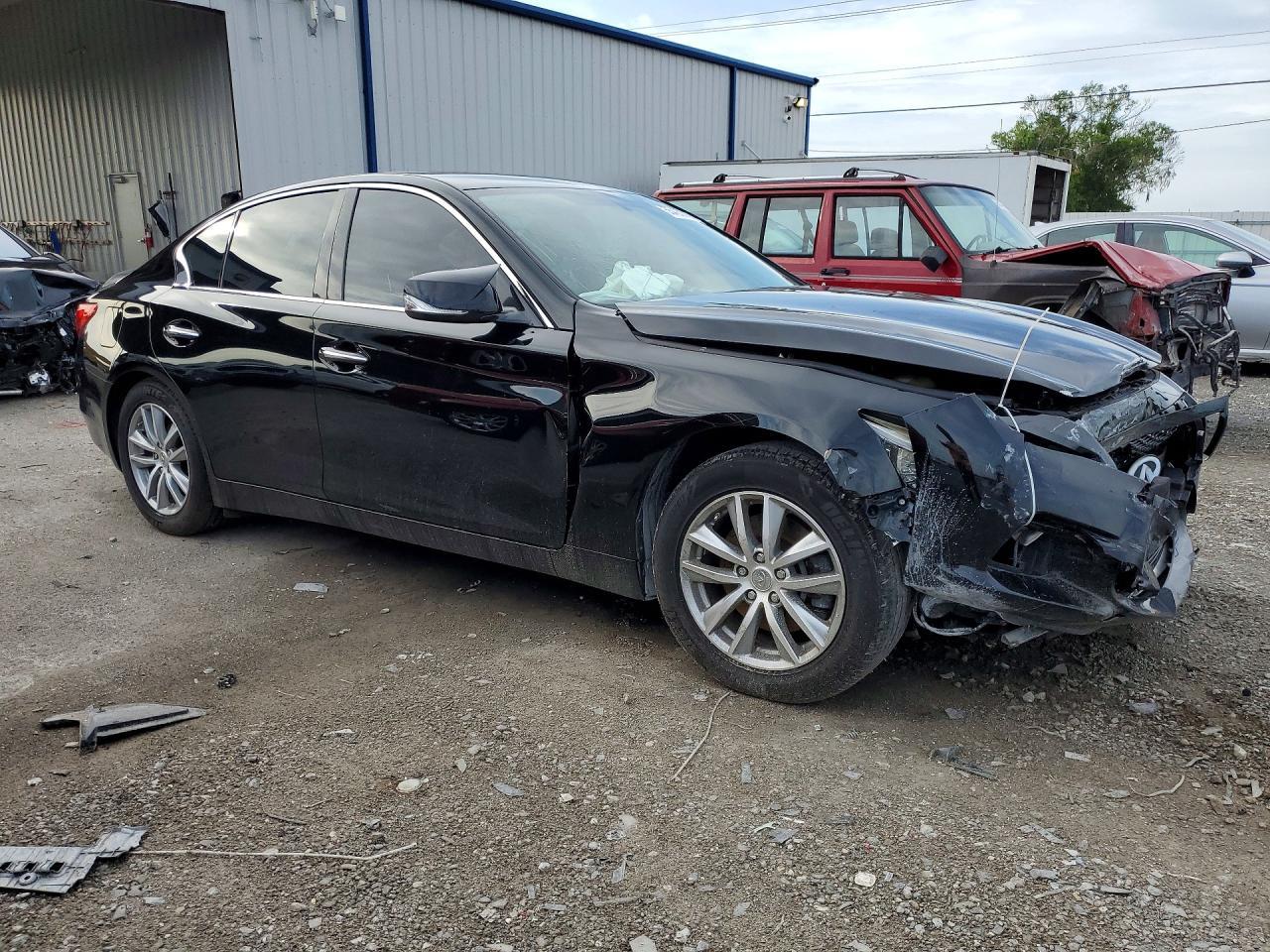 2016 Infiniti Q50 2.0T Premium - Фото 4