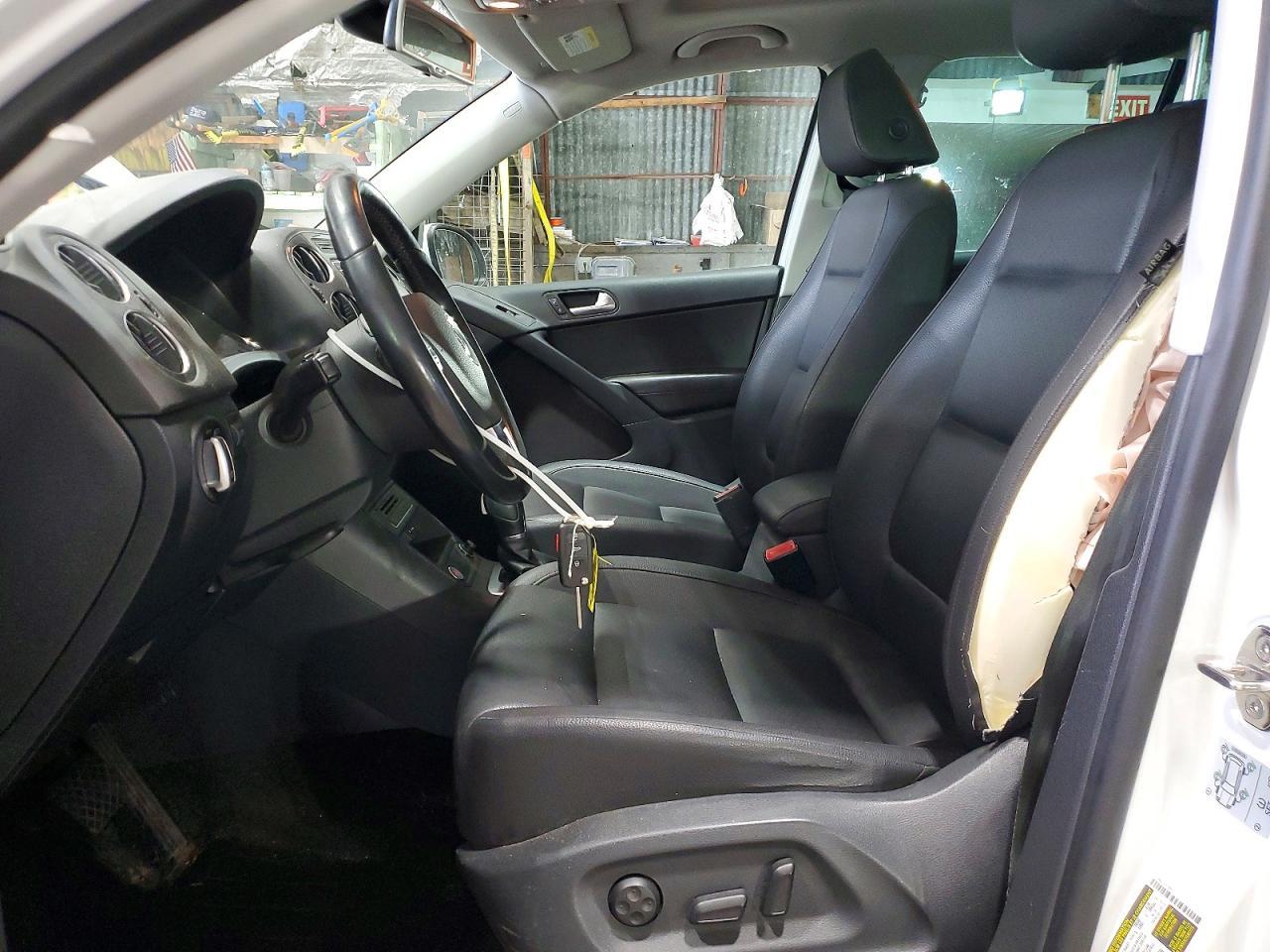 2017 Volkswagen Tiguan Wolfsburg - Image 7