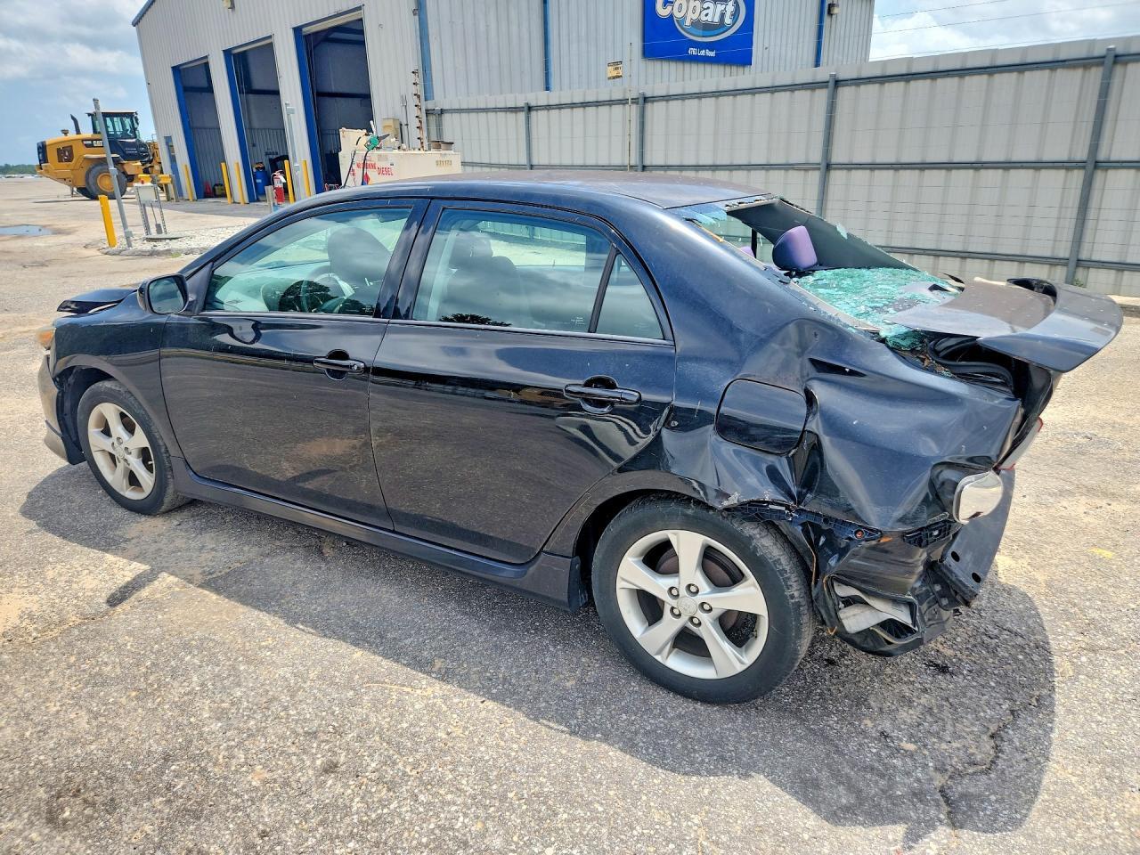 2011 Toyota Corolla - Image 2