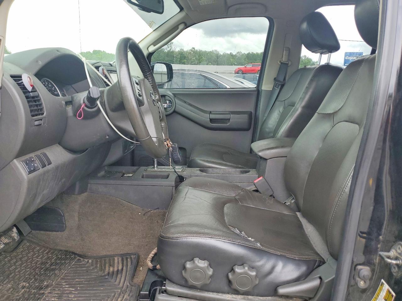 2010 Nissan Xterra X - Image 7