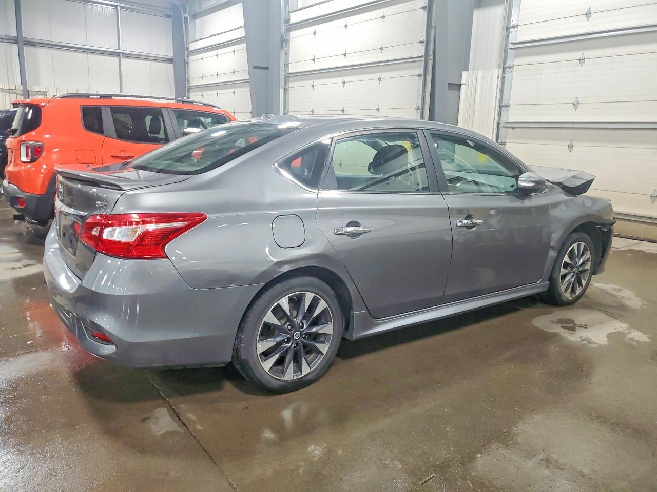 2016 Nissan Sentra Sr - Image 3