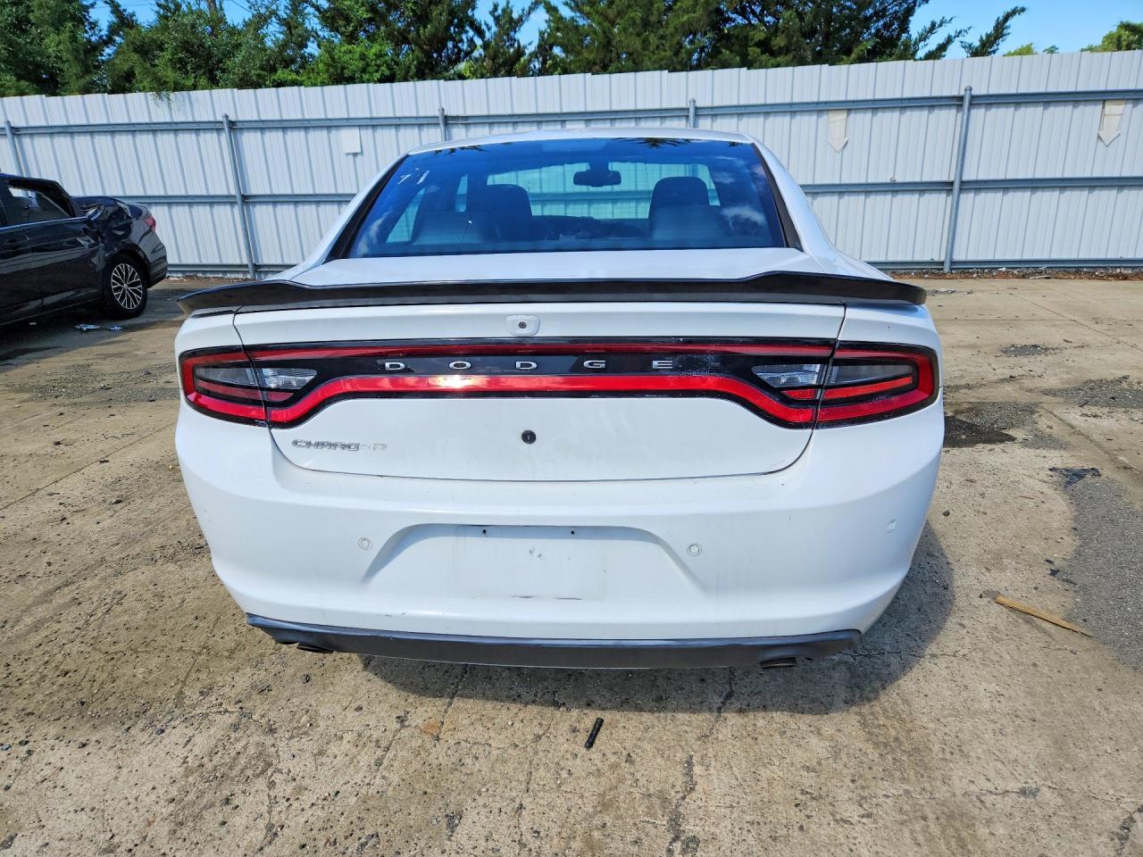 2019 Dodge Charger Police - Image 6