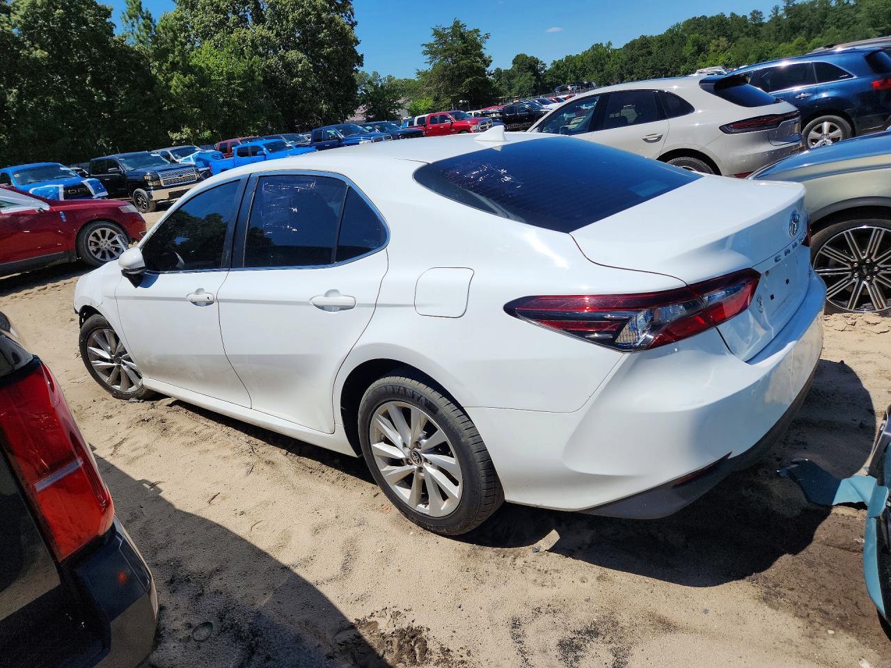 2022 Toyota Camry Le - Image 2