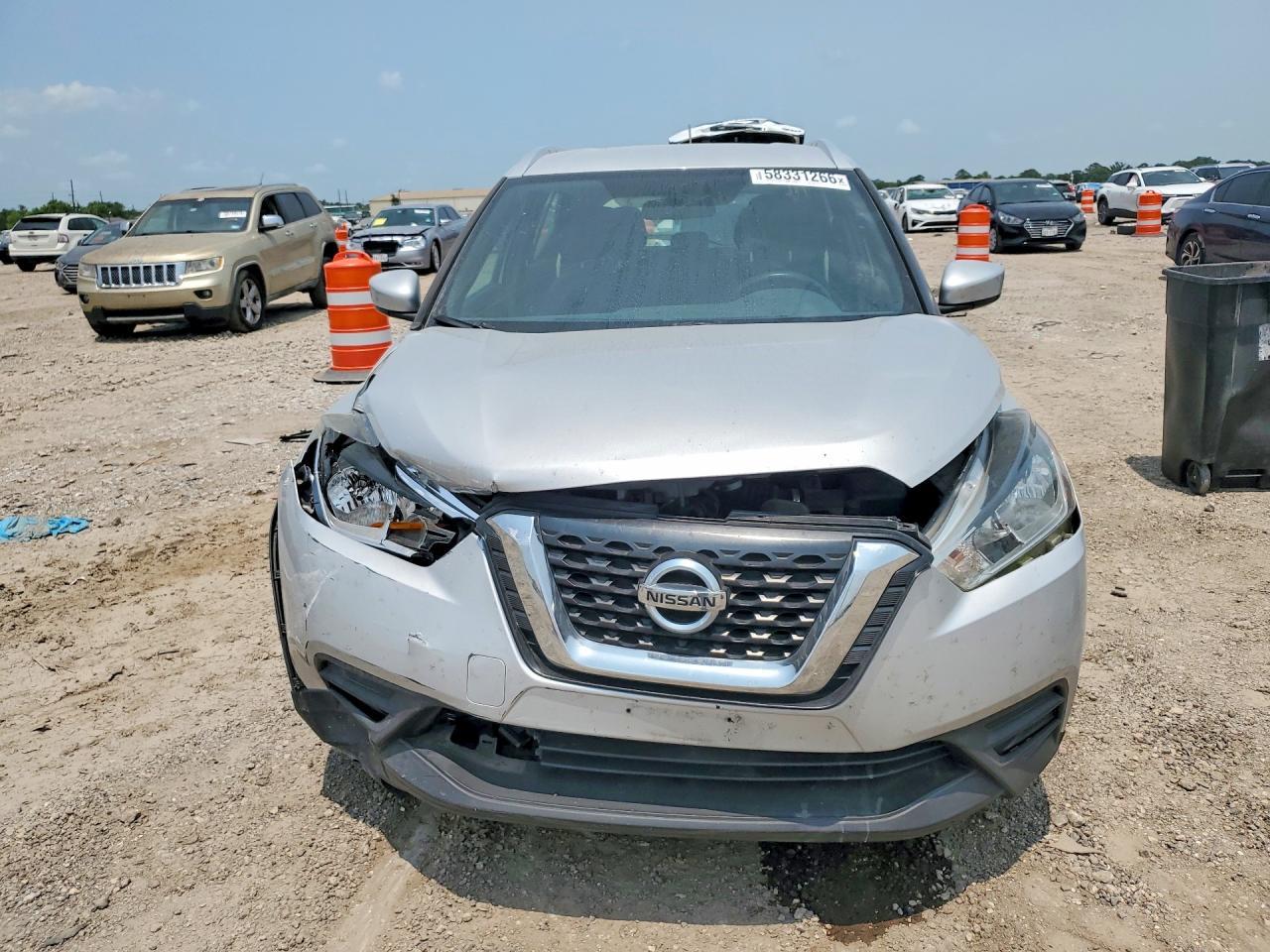 2019 Nissan Kicks Sv - Image 5