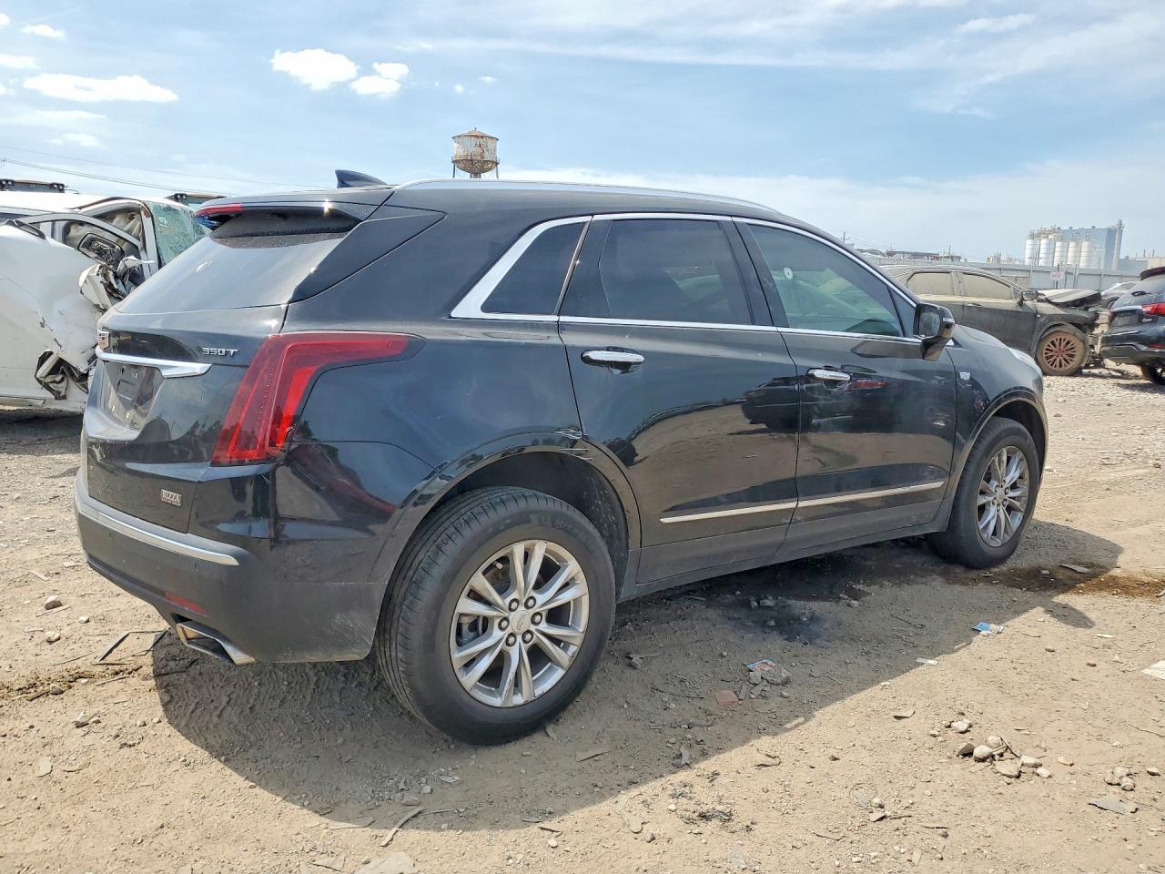 2023 Cadillac Xt5 Luxury - Фото 3