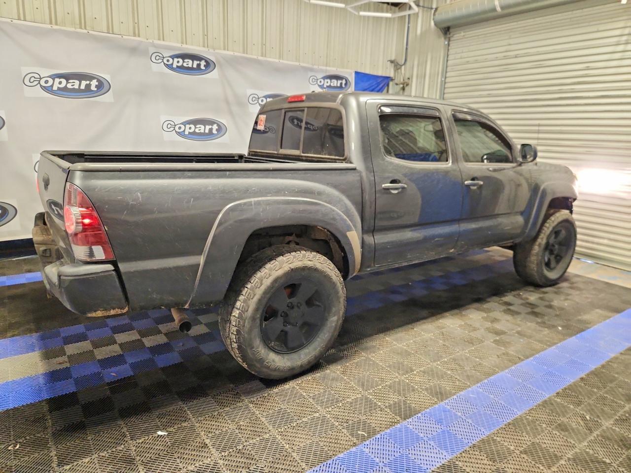 2011 Toyota Tacoma Double Cab - Image 3