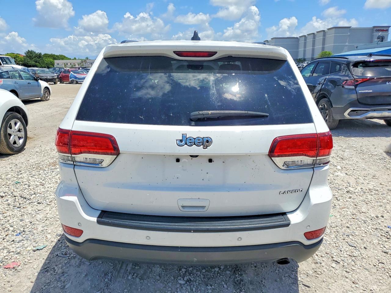 2022 Jeep Grand Cherokee Laredo E - Фото 6