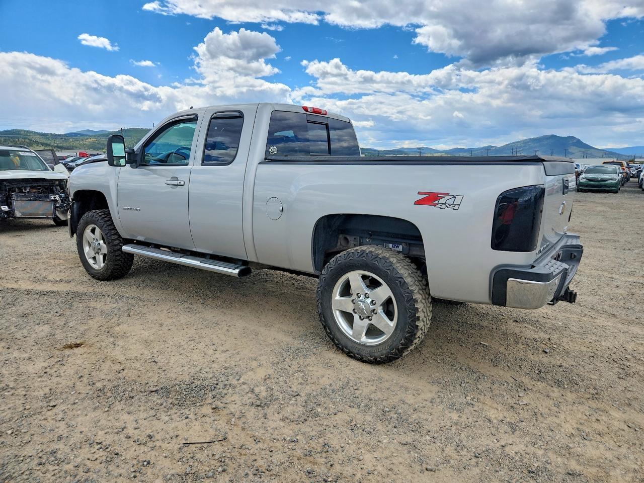 2011 Chevrolet Silverado K2500 Heavy Duty Ltz - Фото 2