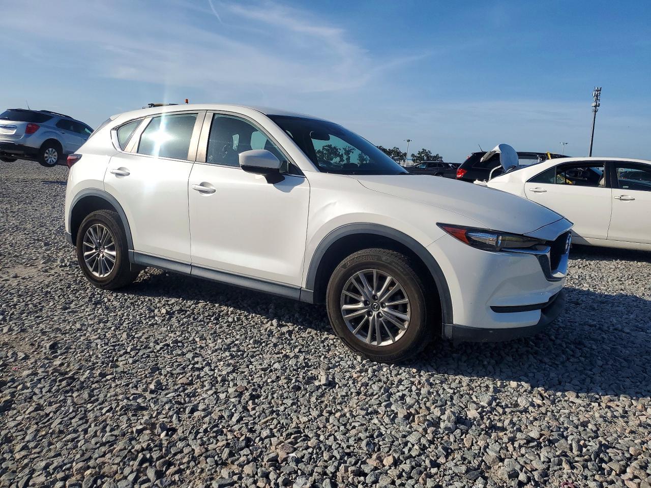 2017 Mazda Cx-5 Sport - Фото 4
