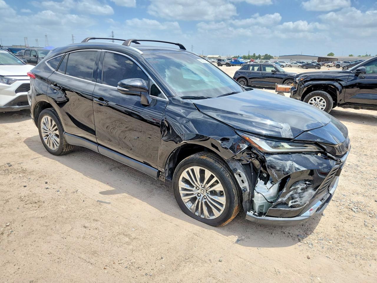 2023 Toyota Venza Xle - Image 4