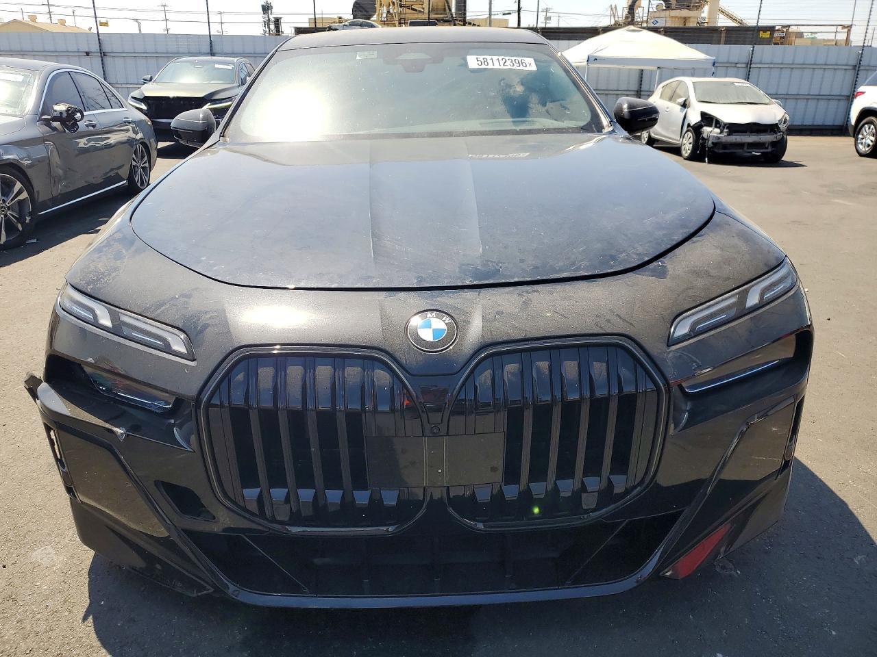 2026 BMW 740 I - Фото 5
