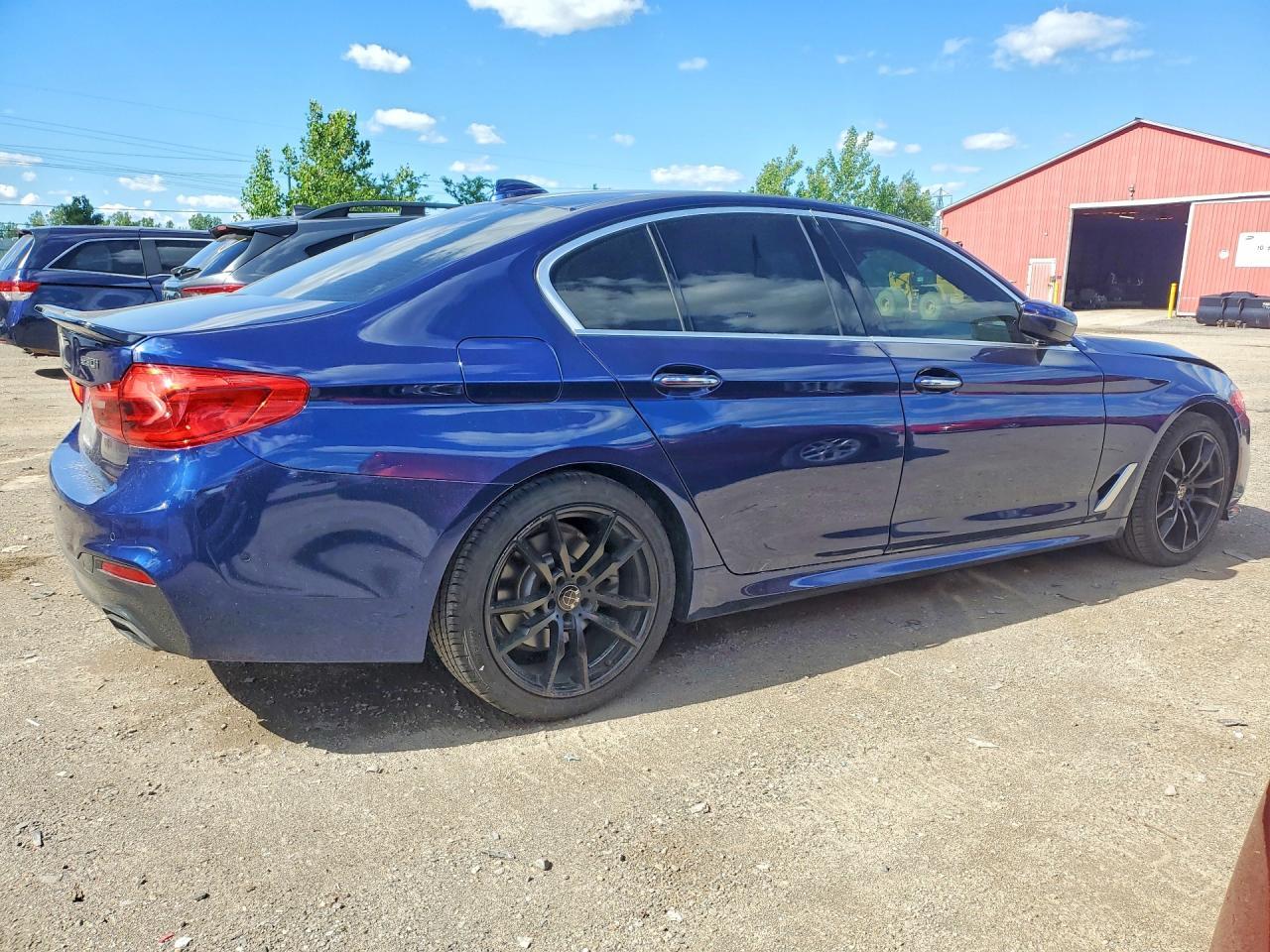 2017 BMW 530 Xi - Image 3