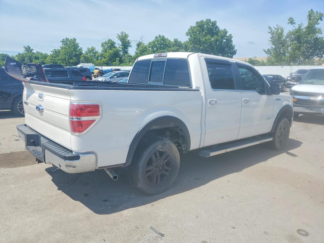 2011 Ford F150 - Фото 3