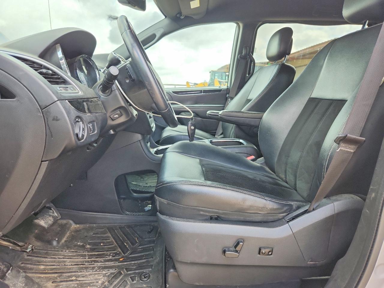 2014 Dodge Grand Caravan Sxt - Image 7