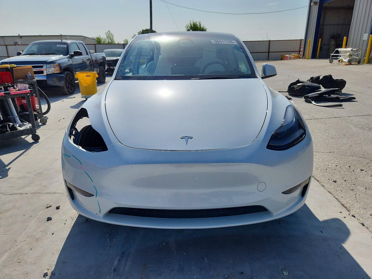 2023 Tesla Model Y - Image 5
