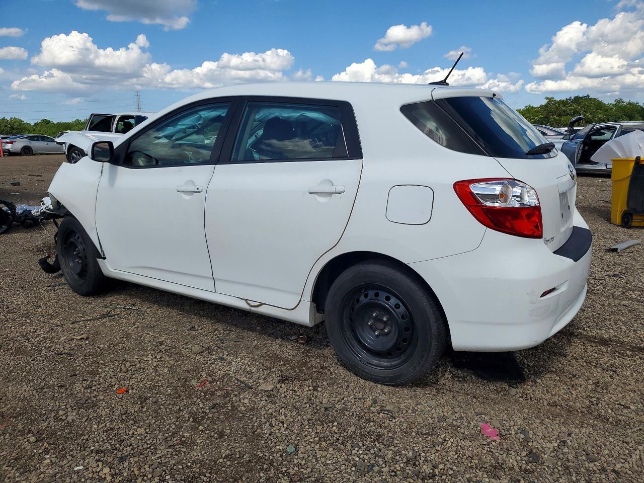 2013 Toyota Matrix L - Фото 2