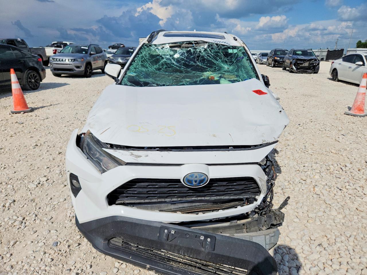 2021 Toyota Rav4 Hybrid Xle - Image 5