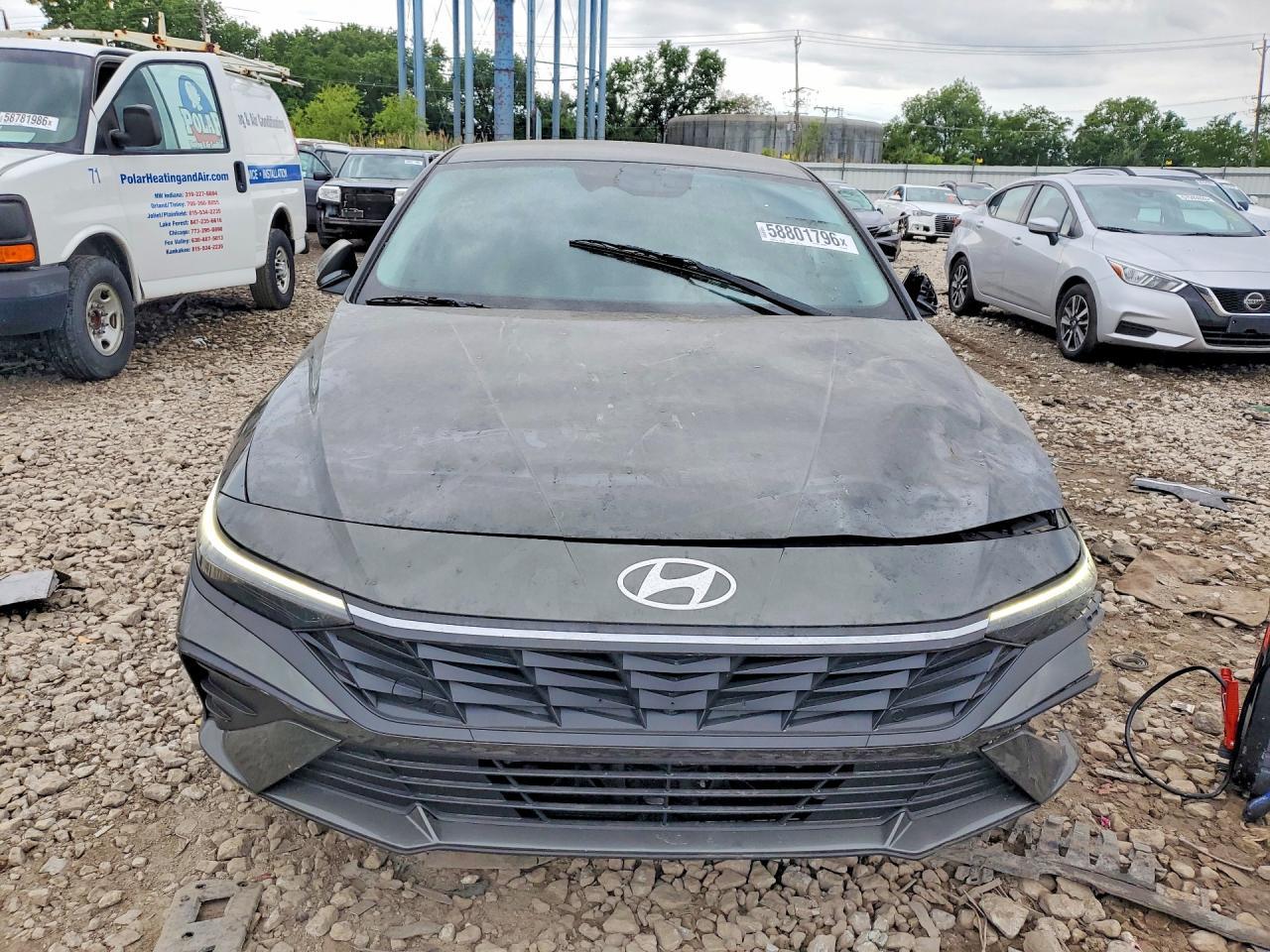 2024 Hyundai Elantra Blue - Image 5