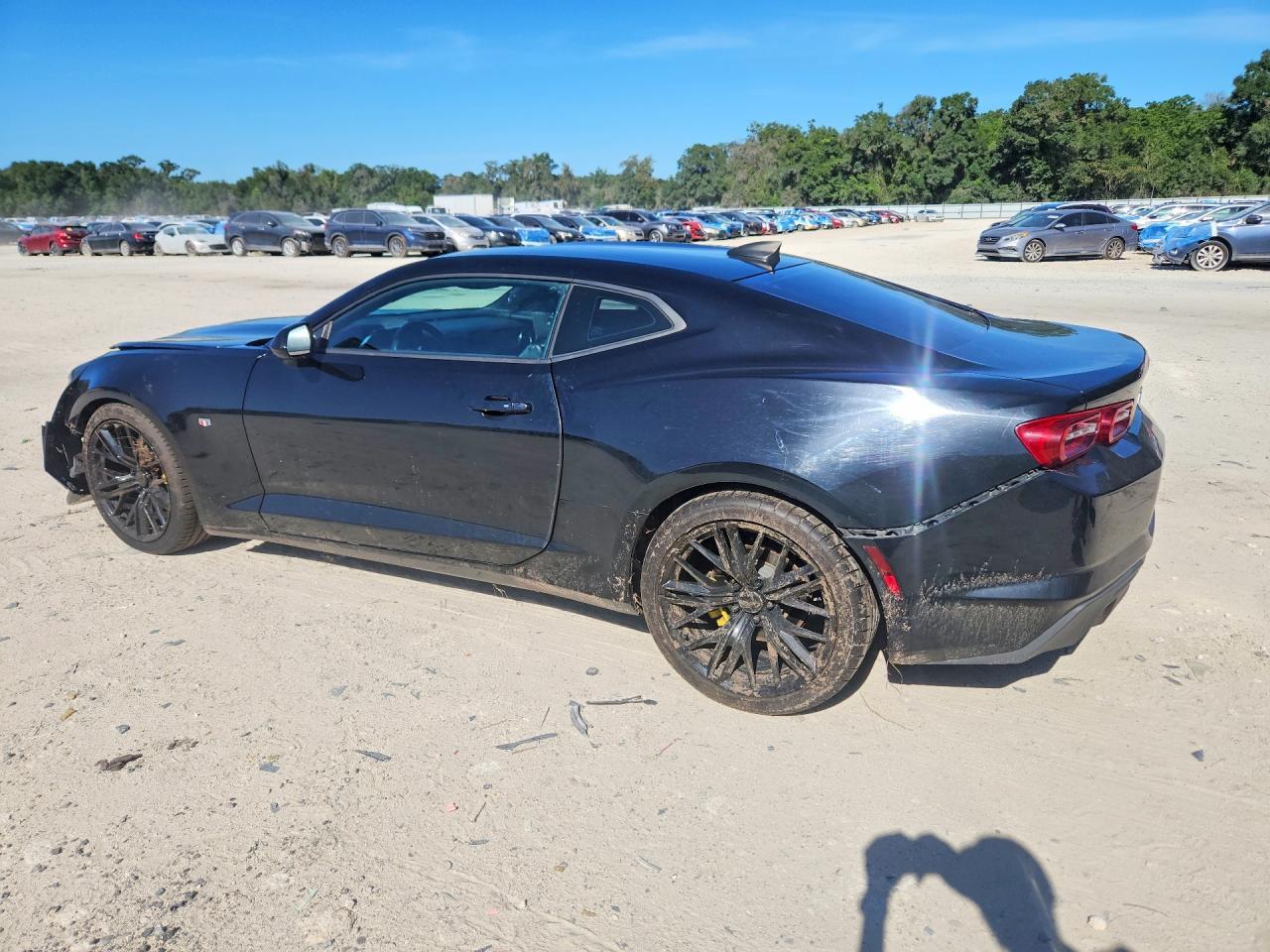 2019 Chevrolet Camaro Ls - Фото 2