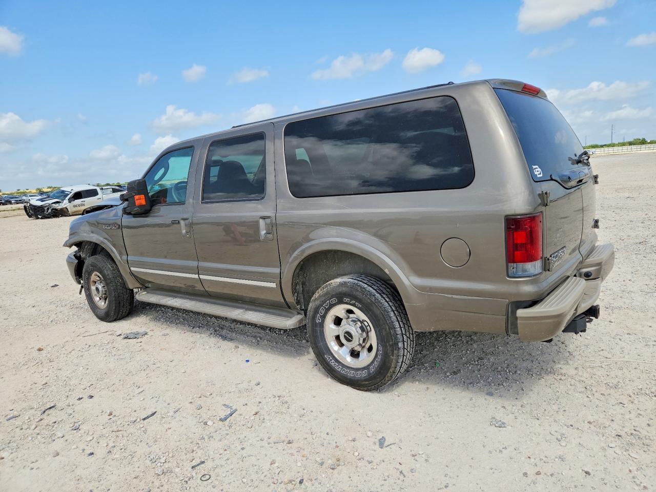 2003 Ford Excursion Limited - Фото 2