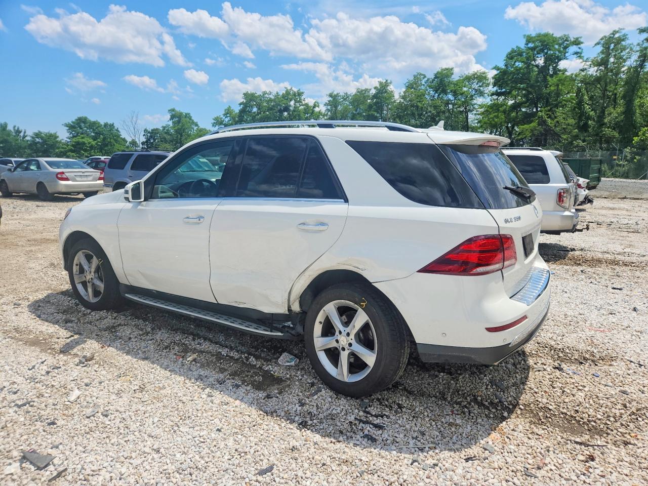 2017 Mercedes-Benz Gle 350 4Matic - Image 2