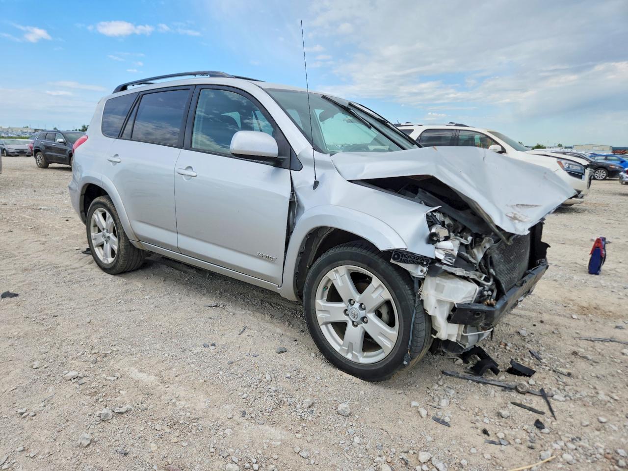 2006 Toyota Rav4 Sport - Image 4